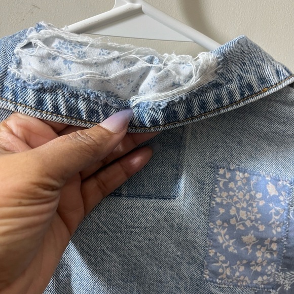 American Eagle Denim Jacket. Size XXS extra extra small. Excellent Condition! - Picture 11 of 11